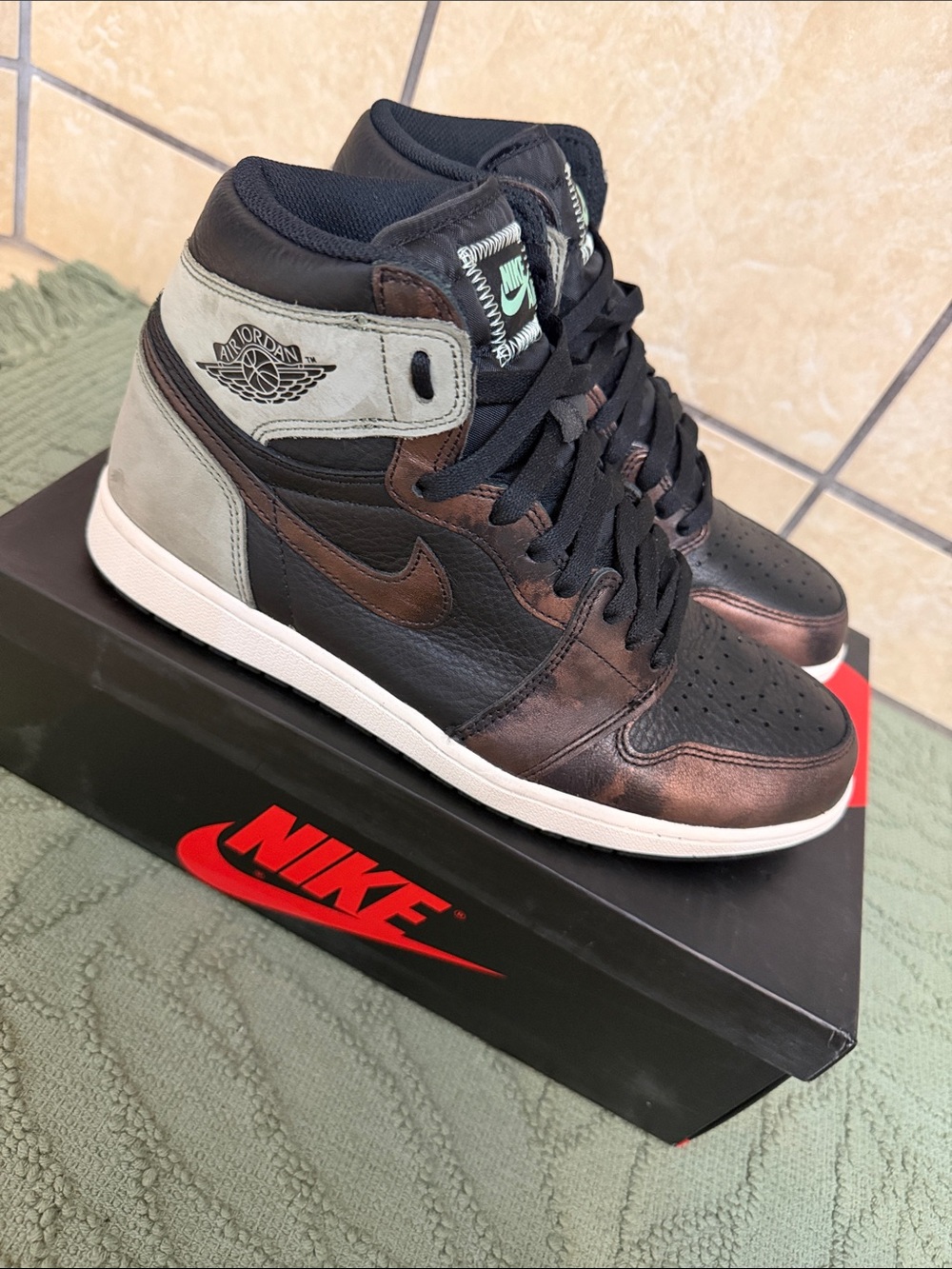 Jordan 1 retro og- Black/Brown/light army